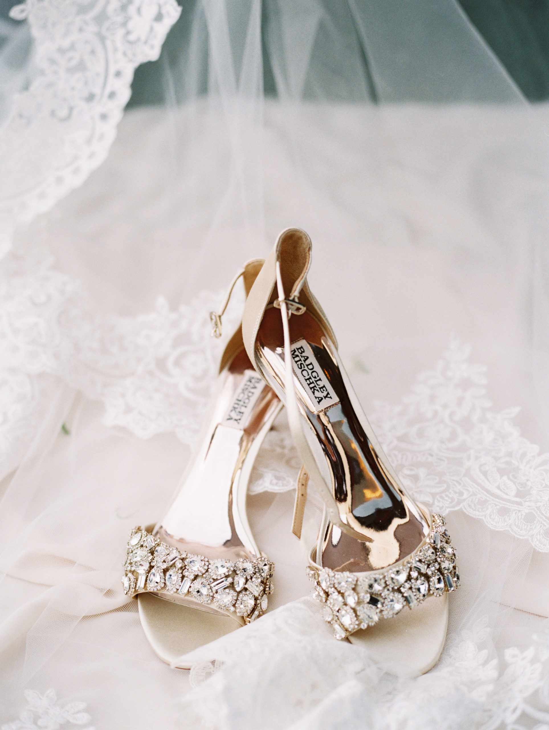 OMG Shoes! Different Style Shoes for Your Wedding Day | yj life
